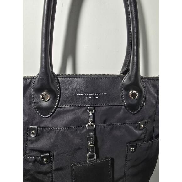 Marc Jacobs Womens Tote Bag Black Nylon Leather Pockets ID Tag Zip - Picture 2 of 12
